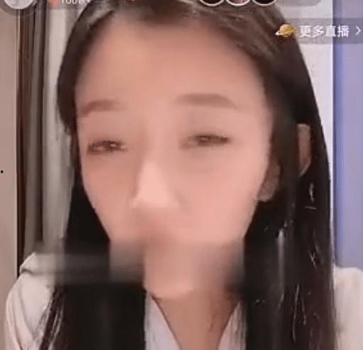 小伊伊最新直播爆料,最新动态与幕后故事大曝光 第1张 小伊伊最新直播爆料,最新动态与幕后故事大曝光 第1张